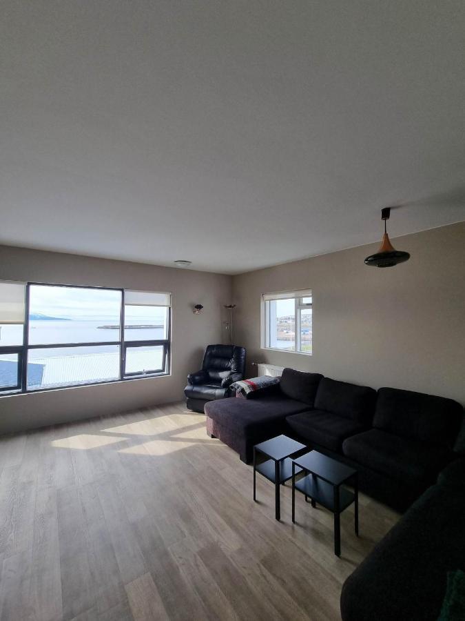 Guesthouse Maddy Husavik Bagian luar foto