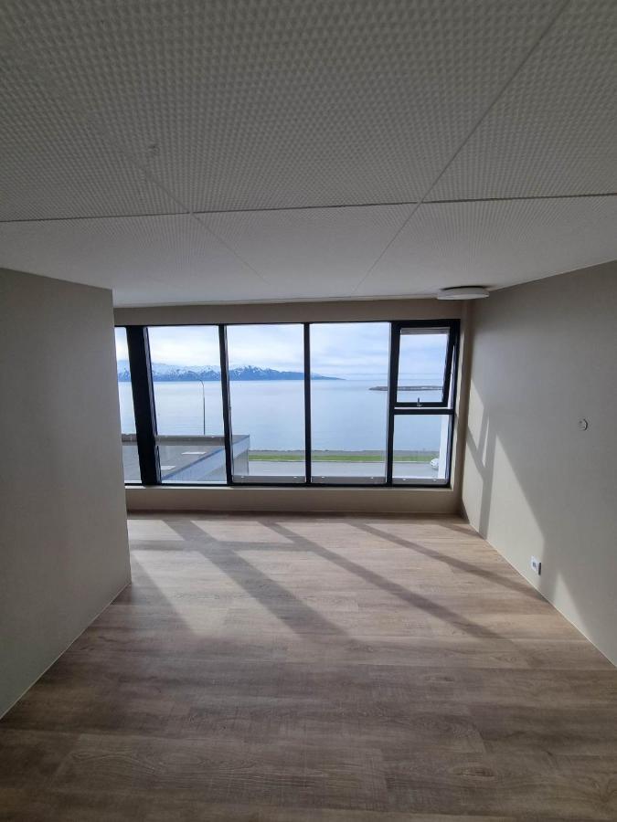 Guesthouse Maddy Husavik Bagian luar foto