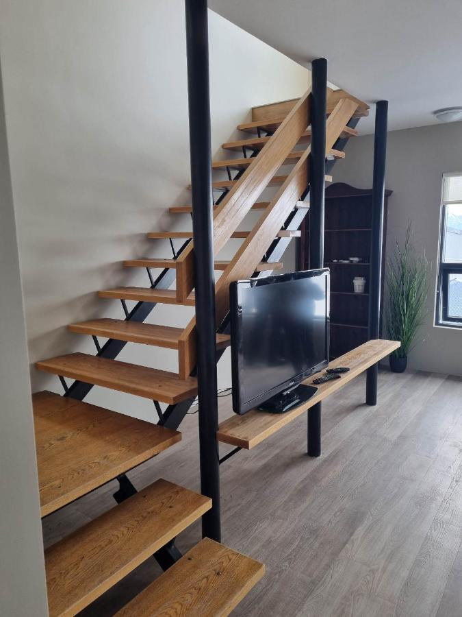 Guesthouse Maddy Husavik Bagian luar foto