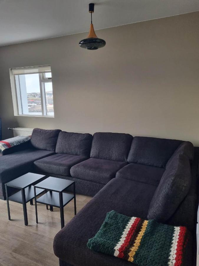 Guesthouse Maddy Husavik Bagian luar foto