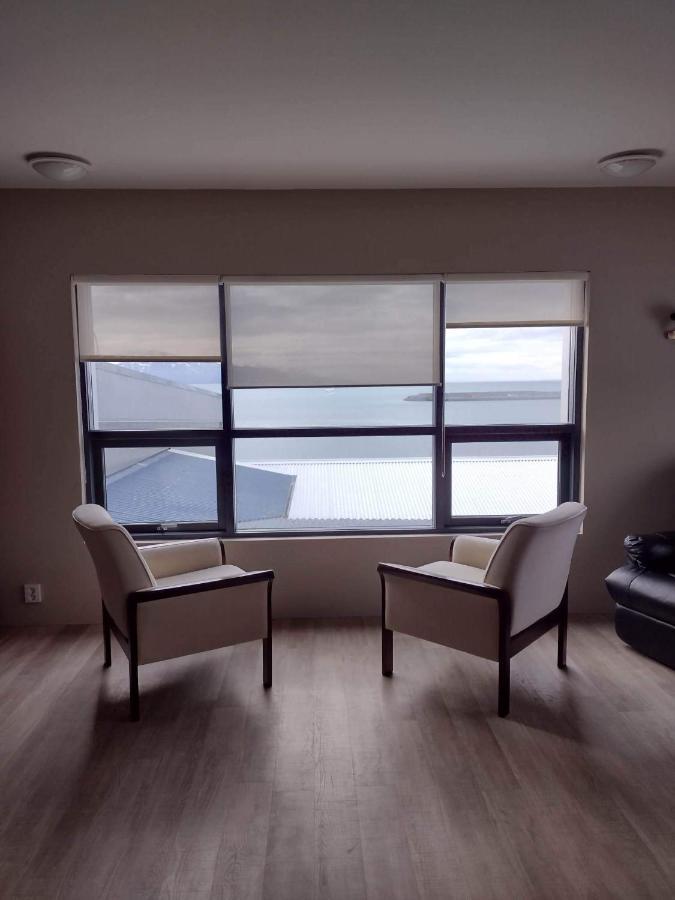 Guesthouse Maddy Husavik Bagian luar foto