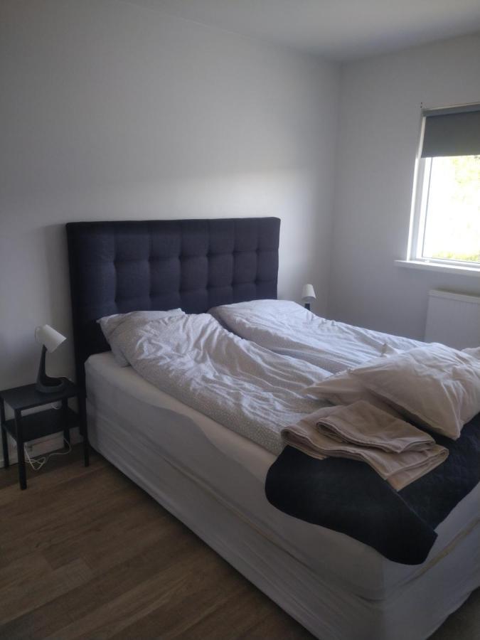 Guesthouse Maddy Husavik Bagian luar foto